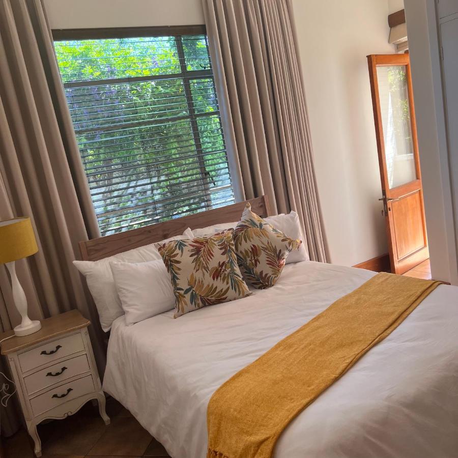 Peaceful@Swansea In Rosebank-Parkwood Apartment Йоханесбург Екстериор снимка